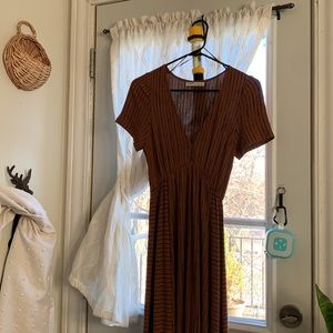 XS pull and bear full length maxi dress. Pretty rust color.